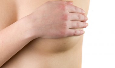 Meme İmplantı Konusunda Nelere Dikkat Etmek Gerekir?