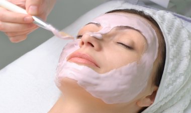 Güneşe Çıkmaktan Korkmayın Ama Oluşabilecek Lekelere Karşı Önlem Alın!