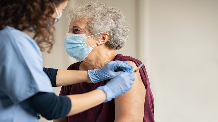 65 Yaş Üstü ve Kronik Hastalar İçin Grip Aşısı Açıldı