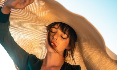 Bunaltıcı Yaz Sıcaklarında Cildinizi Kollajen İle Koruyun