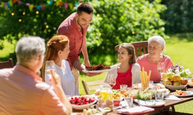 Bayramda Kilo Kontrolü Nasıl Sağlanır? Uzmanından İpuçları