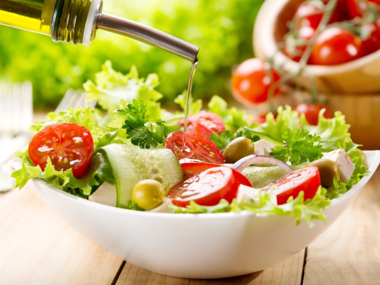 Beslenme Uzmanından Salatadaki Gizli Tehlikelere Karşı 9 Uyarı