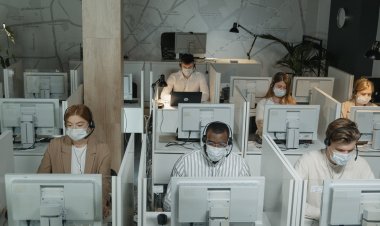 Aşısız Çalışana, Mesai Arkadaşlarının Dava Açma Hakkı Var Mı? Uzmanı Yanıtladı