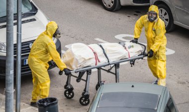 Pfizer Aşısı Olan Kadın Yan Etki Nedeniyle Hayatını Kaybetti