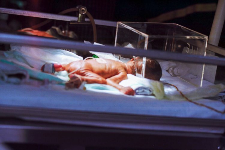 ABD'de Bir Bebek Koronavirüsten Hayatını Kaybetti