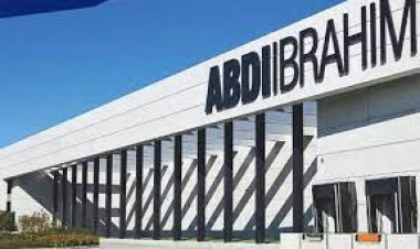 Abdi İbrahim 4 Ödül Birden Kazandı