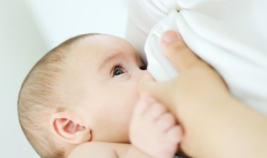 Yenidoğan Emzirme Nasıl Olmalı? İşte Emzirmeyle İlgili Merak Edilenler