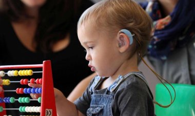 İDİS'ten Ahbap Derneği'ne İşitme Cihazı Bağışı