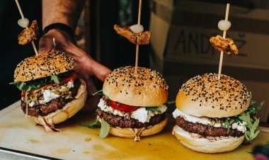 Fast-food Ürünlerinde Bilinmeyen Tehlike:  Kısırlığa ve Kansere Yol Açıyor