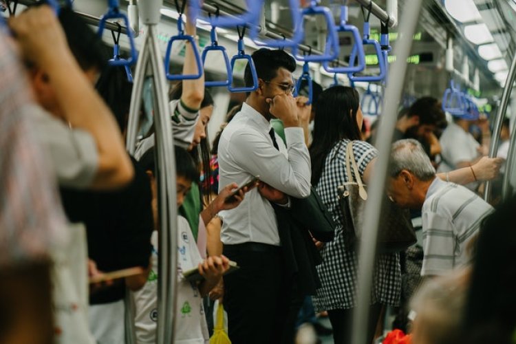 Kalabalık ortamlarda hızlıca bulaşabiliyor