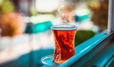 Çay İçmek Su İhtiyacını Karşılar Mı?