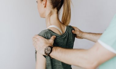 Omuz Ağrılarının 6 Nedenine Dikkat!