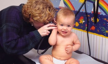 Çocuklarda Orta Kulak İltihabı İşitme Kaybına Neden Oluyor