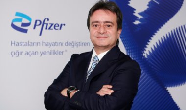 Pfizer Türkiye Medikal Direktörü Dr. Kemal Kendir