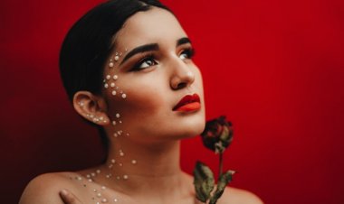 Türk Kadınının Güzellik Algısı Belli Oldu: Oval Yüz Ve Dolgun Dudaklar