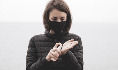 Dezenfektan Ve Çamaşır Suyu Uyarısı: Temizlemiyor, Zarar Veriyor!