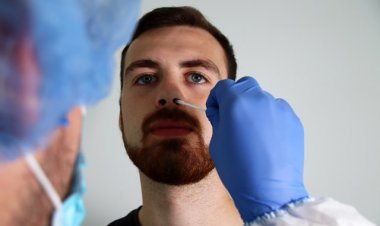 Aşısızlara PCR Testi Zorunluluğu Kaldırıldı