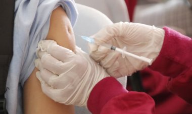 BioNTech Kurucusu Uğur Şahin: Omicron Aşısı Gecikecek