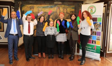 Down Türkiye'den #rengimizbelliolsun Kampanyası