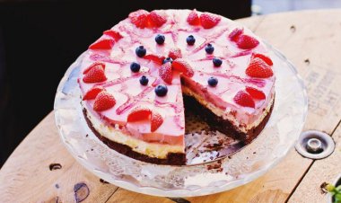 Hangi Tatlı, Kaç Kalori? Sağlıklı Bayram Tatlıları İçin Öneriler