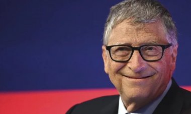 Bill Gates Koronavirüse Yakalandı
