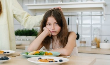 Aşırı Yemek Seçen Çocuklar İçin Uygulayabileceğiniz Yöntemler