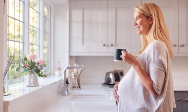 Hamilelik ve Emzirme Döneminde Ne Kadar Su İçmeli?