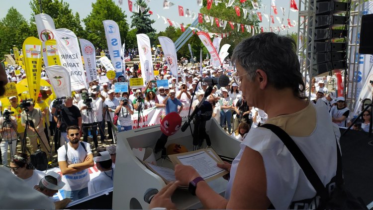 TTB ve Sağlık Çalışanları ‘Beyaz Miting’te Buluştu