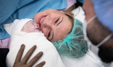 Türkiye’de İlk Kez Sezaryen Kesisine Amniyotik Membran Uygulaması