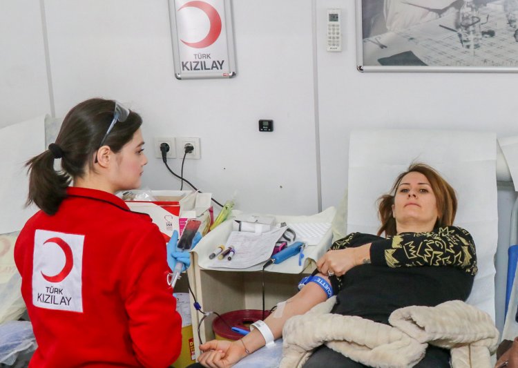 Pandemi Sonrası Günlük Kan Bağışı Binden 10 Bin Üniteye Çıktı!