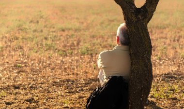 Yaşlılarda Yalnızlık ve Sosyal İzolasyon Sorunları Arttı! Peki Ne Yapmalı?