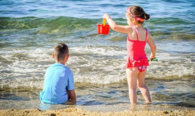 Çocukları Güneşin Zararlı Etkilerinden Korumak İçin Öneriler