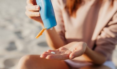 Güneşten Nasıl Korunuruz? İyi Bir Güneş Koruyucu Nasıl Olmalı?