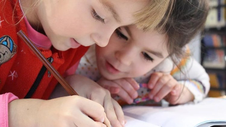 TÜSAD'dan Okul Öncesi Uyarı: 12 Yaş Üzeri Çocuklar Aşılanmalı