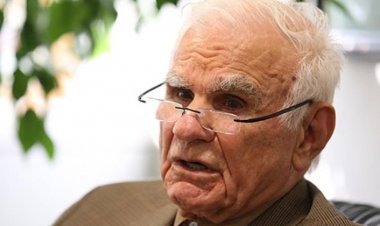 Prof. Dr. Gazi Yaşargil, Adına Anma Pulu Basılan İlk Türk Doktor Oldu