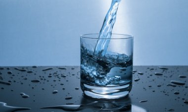 Daha Sağlıklı Kemikler İçin Maden Suyu Tüketin Önerisi