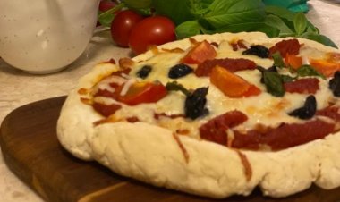 İtalyan Mutfağı Sevenlere Glutensiz Ev Pizzası Tarifi