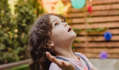 Sürekli Kaygı Yaşayan Çocuğa Nasıl Davranılmalı?