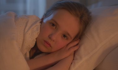 Karanlıkta Uyanmak Çocuklarda Biyolojik Saati Bozuyor!