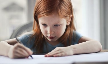 Karne Günü Geldi, Aileler Dikkat! Ödül ve Ceza Öğrenmeyi Olumsuz Etkiliyor