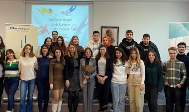 Berko İlaç'tan “Ellerime Kulak Ver” İşaret Dili Atölyesi