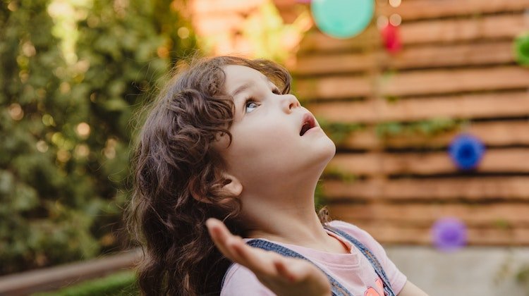 Sürekli Kaygı Yaşayan Çocuğa Nasıl Davranılmalı?