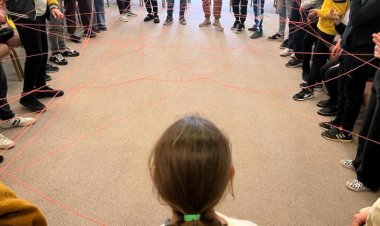 Depremden Etkilenen Öğrencilere Düşünme Ve Psiko-Drama Atölyesi
