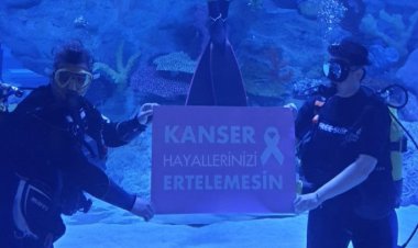 Kanser ve Kalp Farkındalığı İçin Serbest Dalış Yaptılar