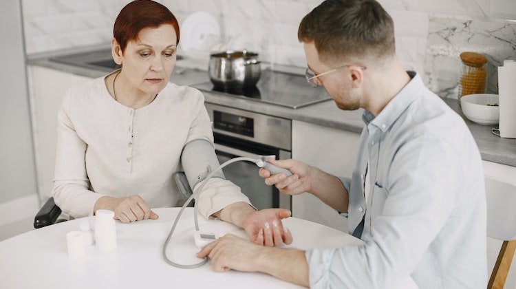 7 Madde ile Hipertansiyonu Olanların Dikkat Etmesi Gerekenler