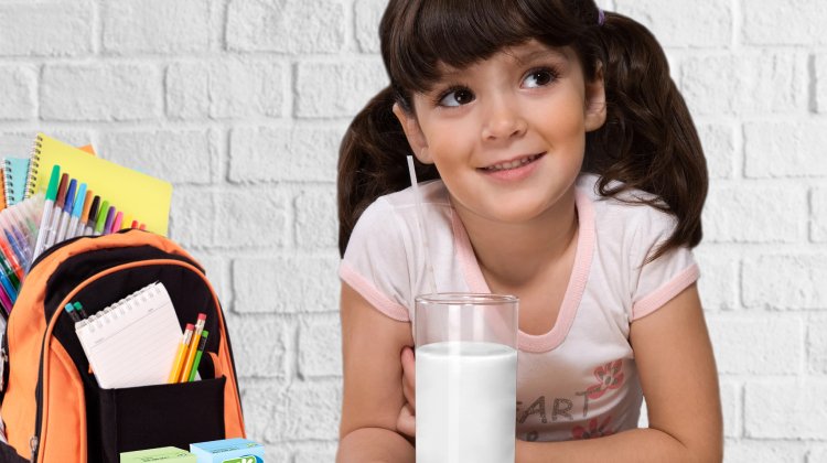 Çocukların Her Gün En Az 2 Bardak Süt İçmesi Öneriliyor