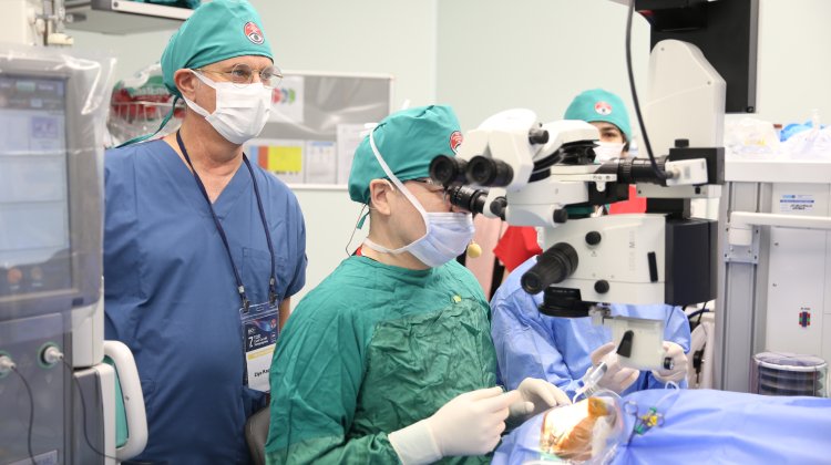 7. Canlı Cerrahi Sempozyumu'nda 70 Ameliyat Yapıldı