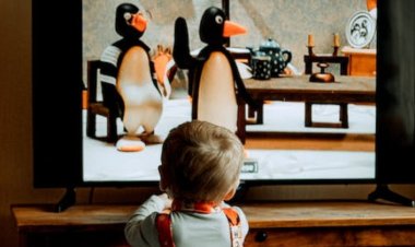 Bebeklerde Ekran Maruziyeti Bilişsel Gelişimde Gecikmeye Yol Açabilir