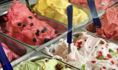 Sıcak Yaz Günlerinin Vazgeçilmezi Dondurmanın Faydaları