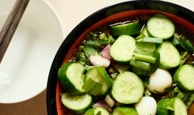 Sıcak Yaz Günlerinde Susuzluğunuzu Giderecek Besinler!